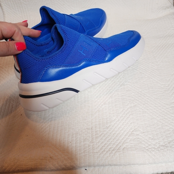 Tommy Hilfiger Blue Fina Slip On Sneakers Women's Size 9 New - Picture 6 of 17